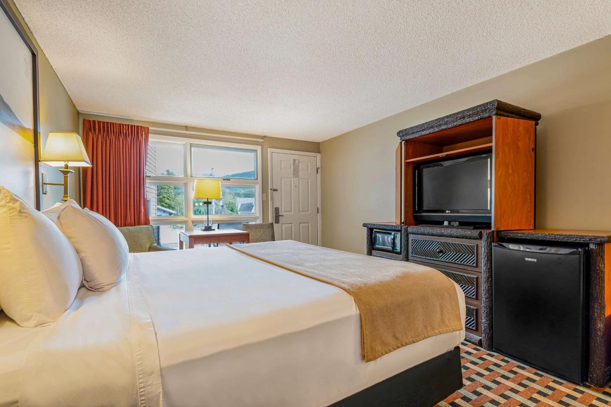 Super 8 By Wyndham Lake George/Downtown Exterior foto